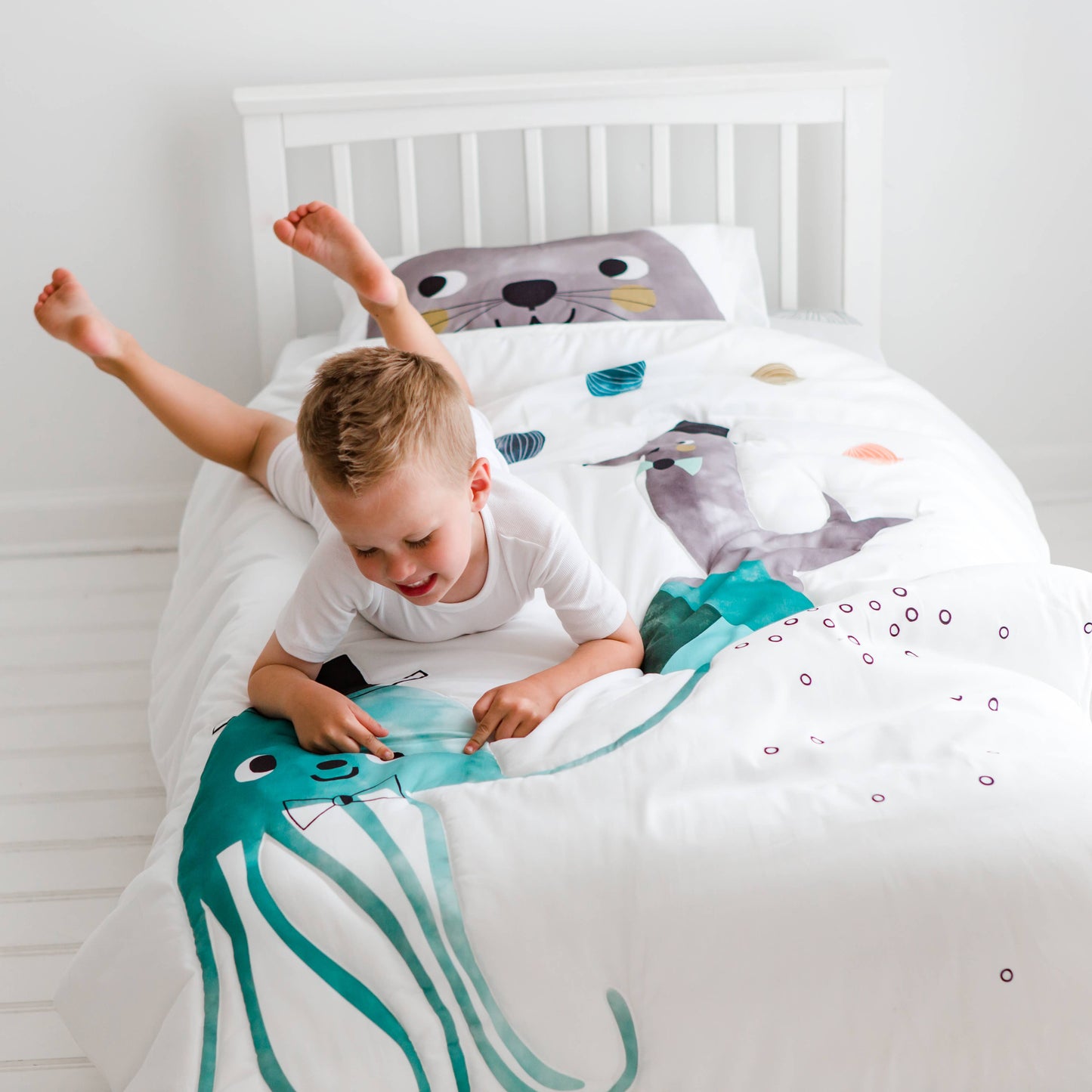 Toddler Comforter: Jellyfish