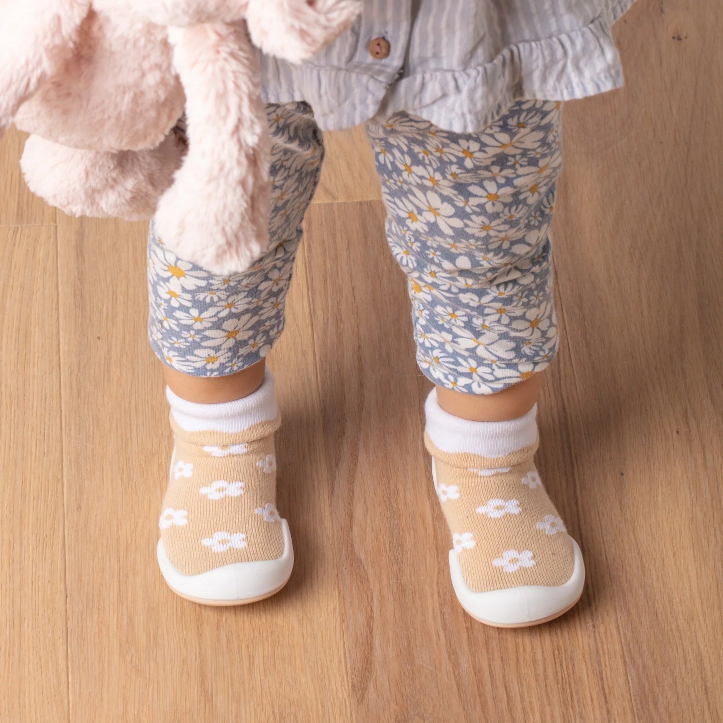 Komuello Daisies - Latte