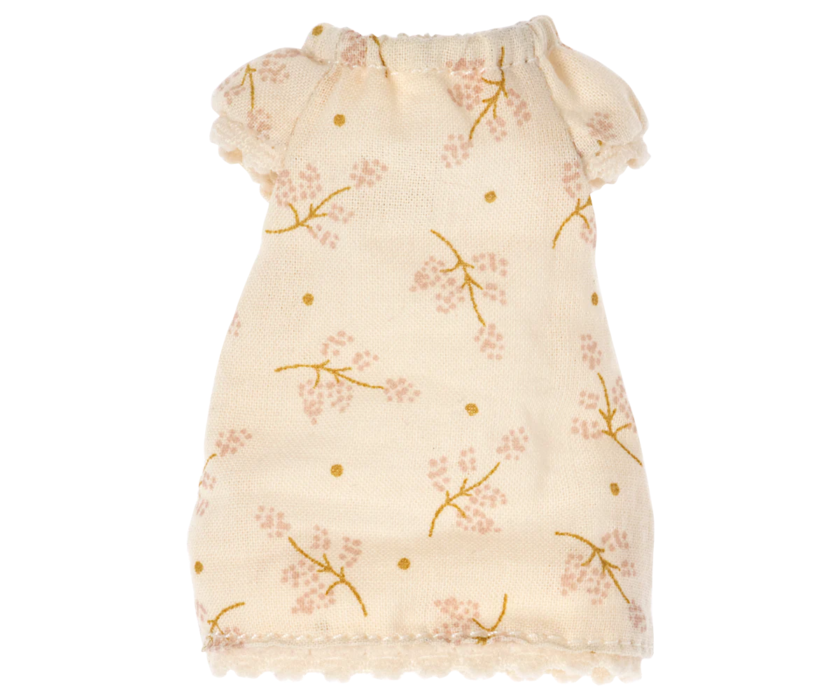 Nightgown, Big Sister