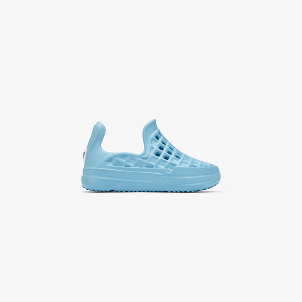 Lusso Cloud Scenario Slip-On