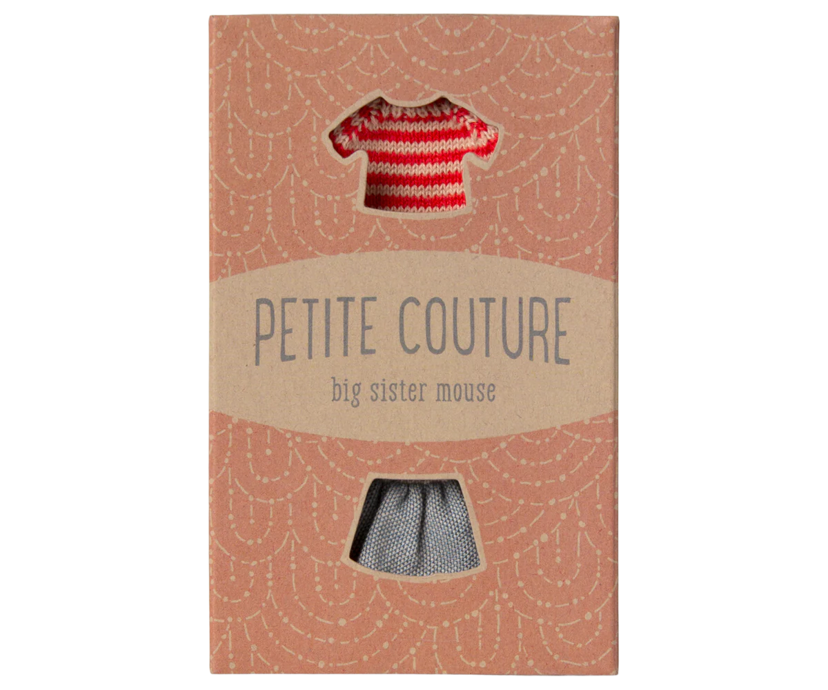 Knitted sweater and skirt, Big sister mouse