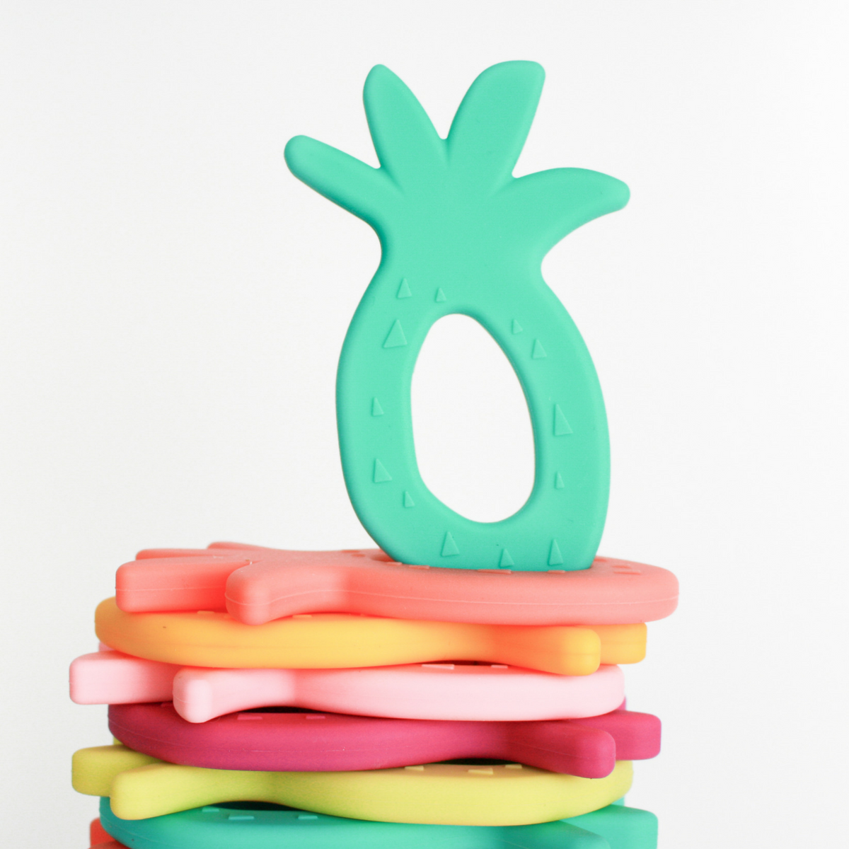 PINEAPPLE TEETHING TOY