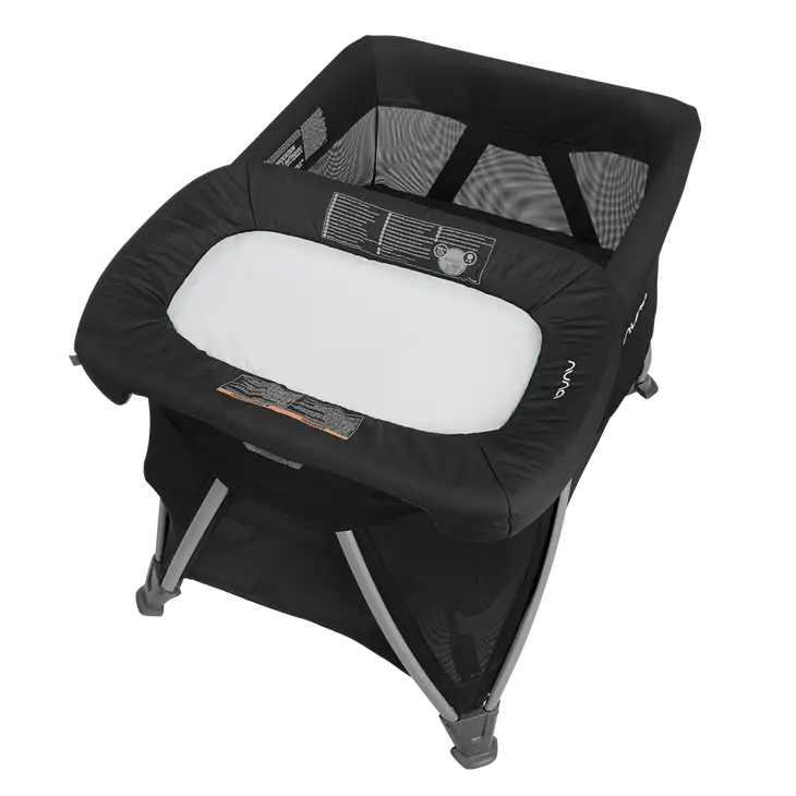 Nuna SENA Series Changer