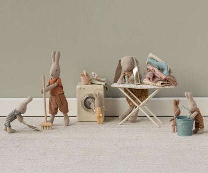 Broom set, Miniature