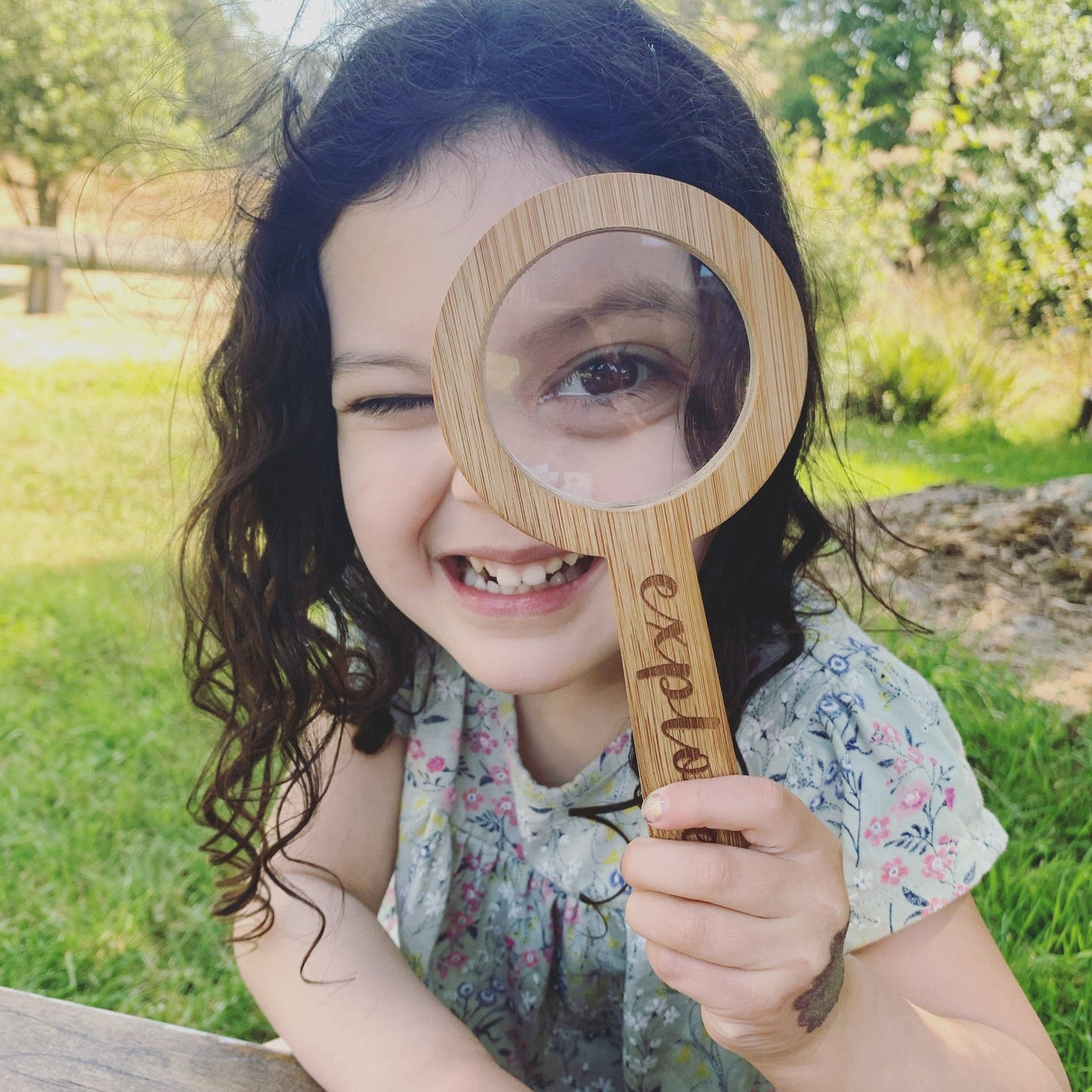 Magnifying Glass: Mushroom / Explore