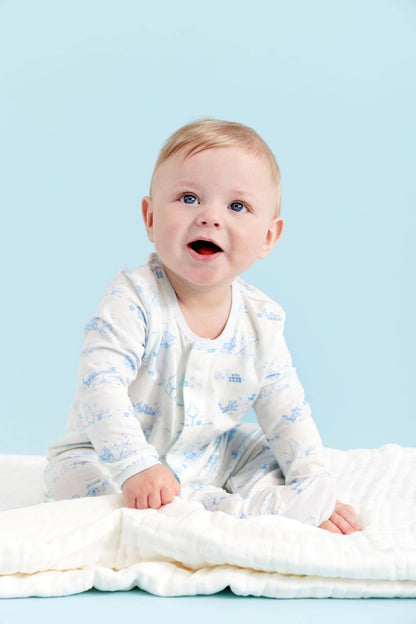 POOH IN THE WOODS FOOTIE