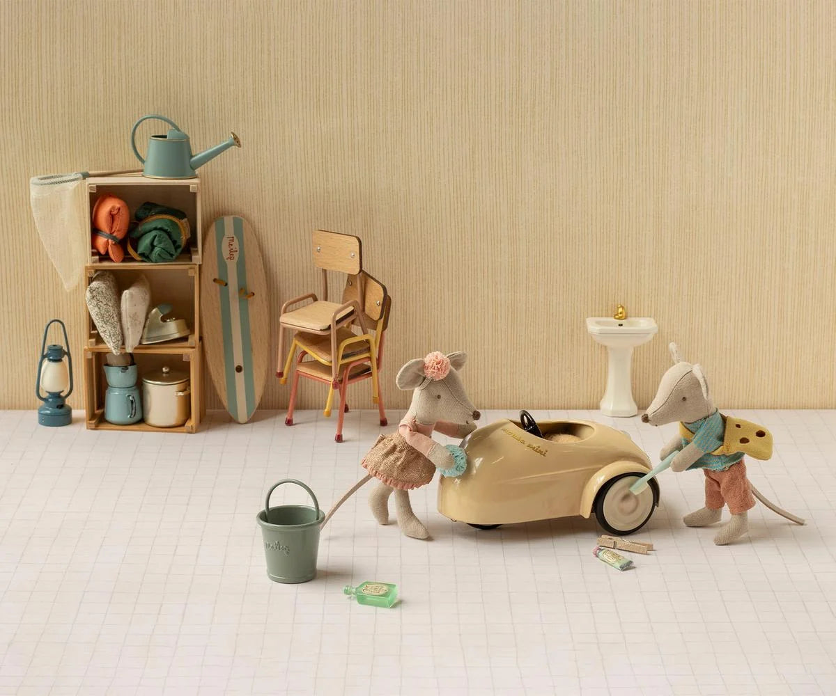 Maileg Mouse car - Wheat