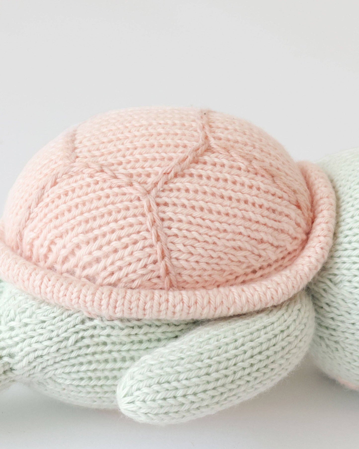 Cuddle & Kind Baby sea turtle (powder pink)