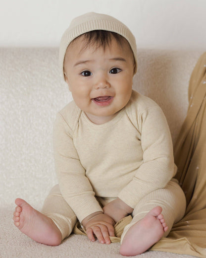 Quincy Mae Baby Beanie || Heathered Natural