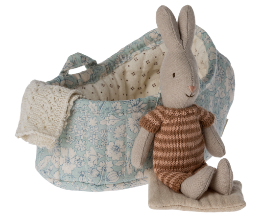 Rabbit in Carry Cot, Micro