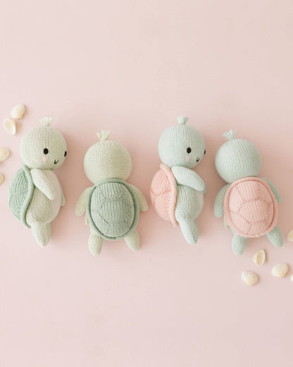 Cuddle & Kind Baby sea turtle (powder pink)