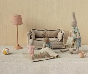 Floor Lamp, Miniature - Dark Powder