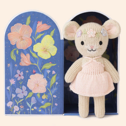 Tiny Emma the Mouse