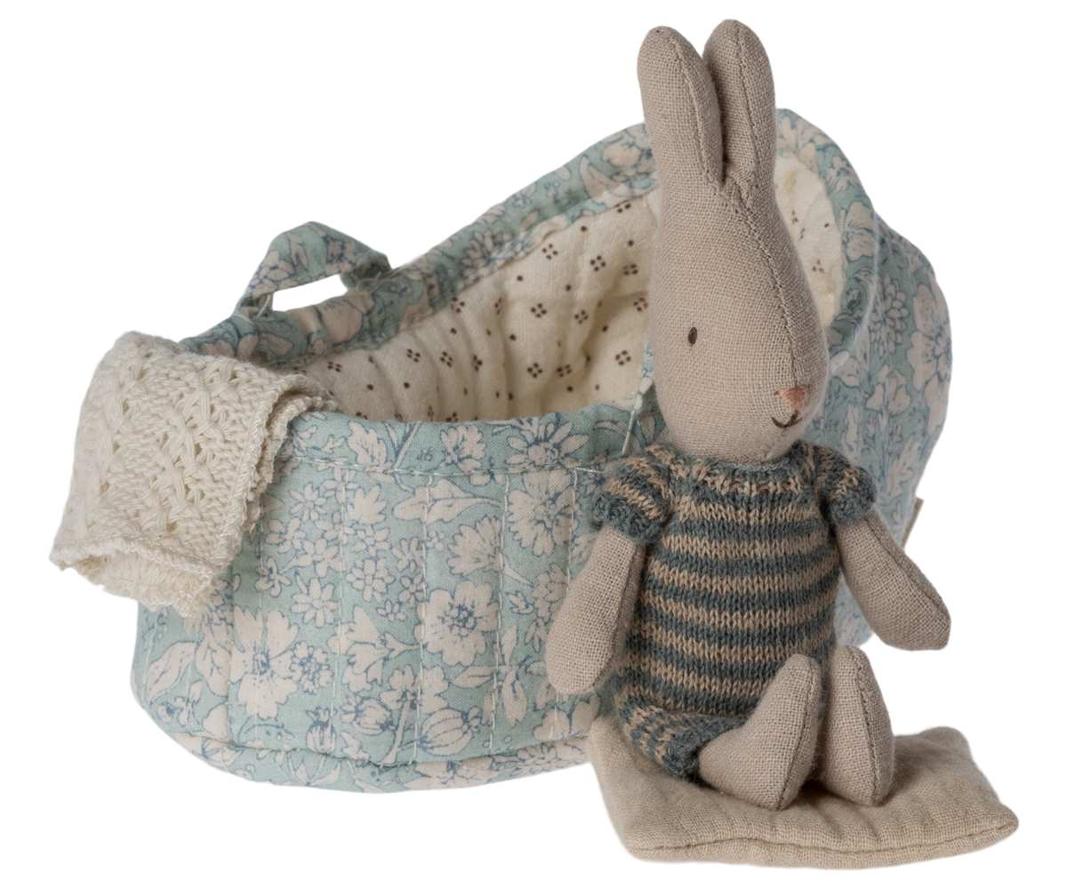 Rabbit in Carry Cot, Micro