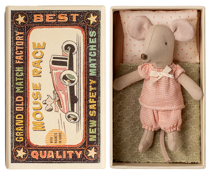Little Sister mouse in Matchbox