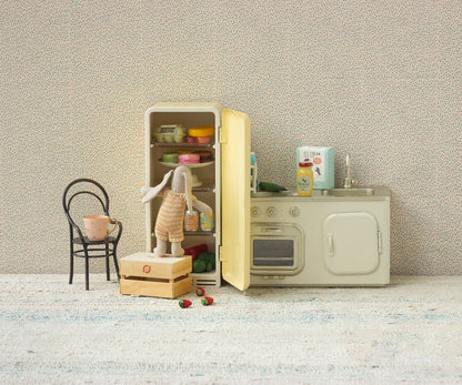 Kitchen, Miniature
