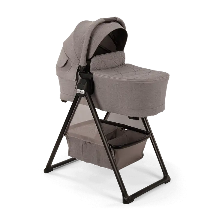 SWIV™ & TRIV™ series bassinet + stand