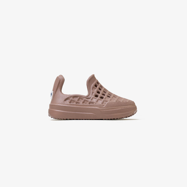 Lusso Cloud Scenario Slip-On
