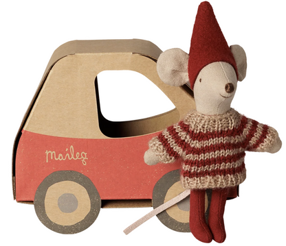 Christmas Mouse, Little Sister in Car Box