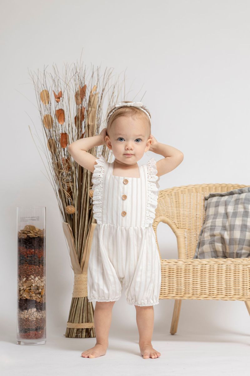 Sleeveless Lace Romper