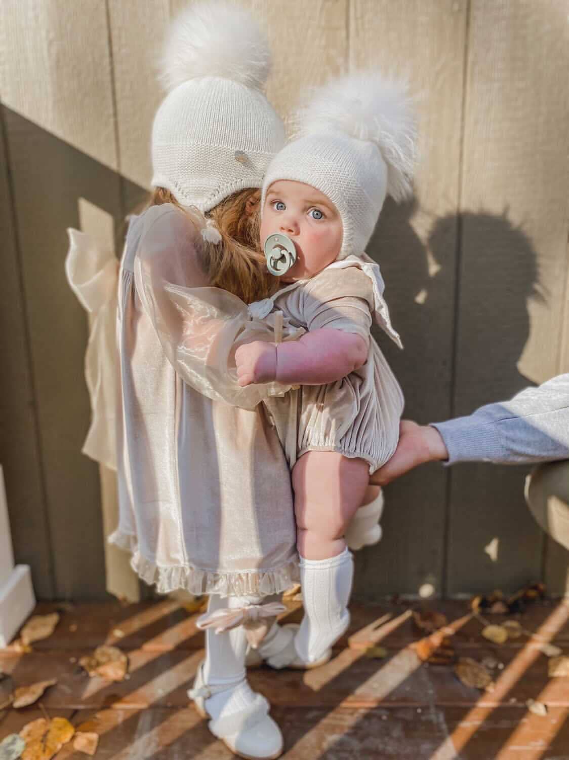 Petite Maison Kids. Cashmere Aviator Hat