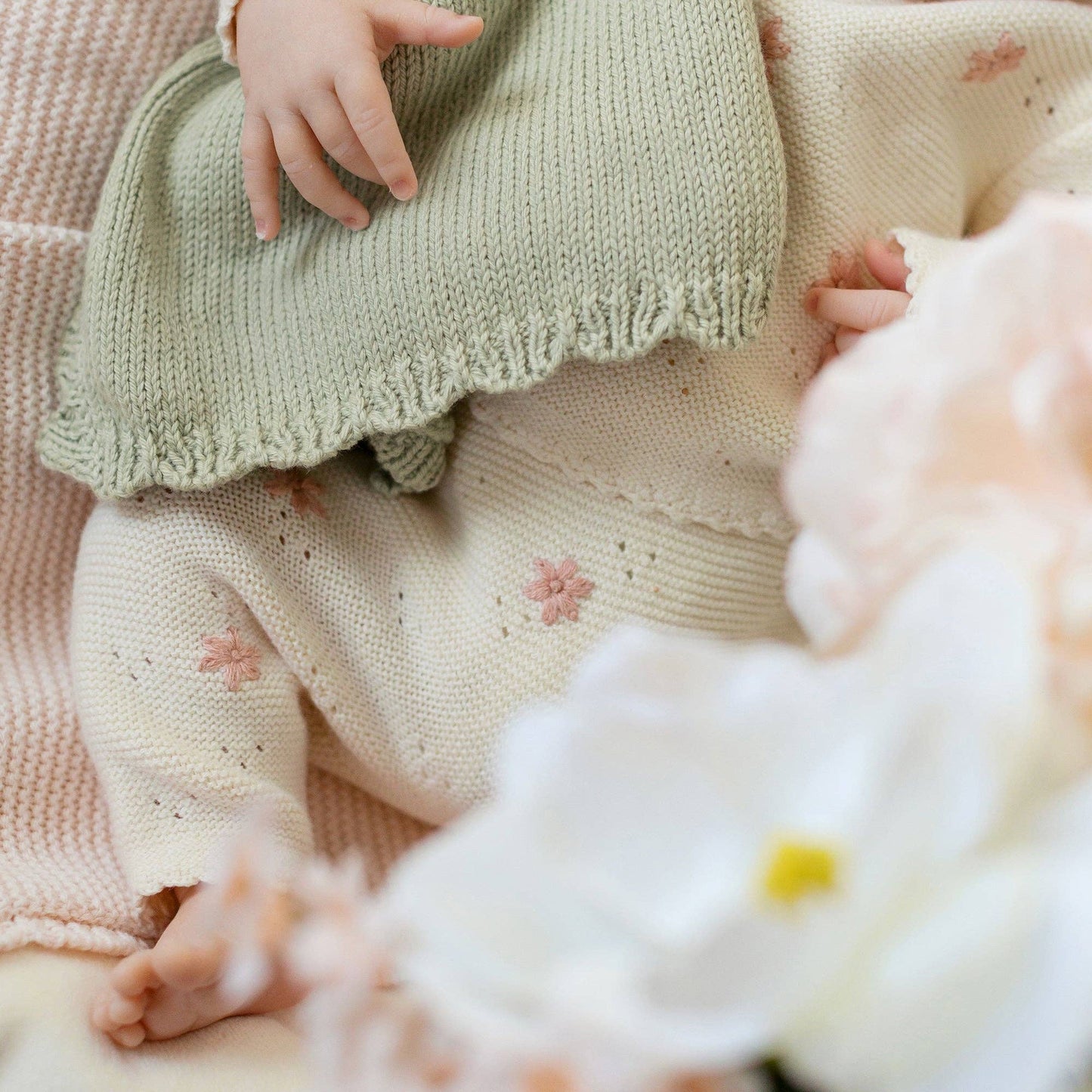 Baby daisy lovey