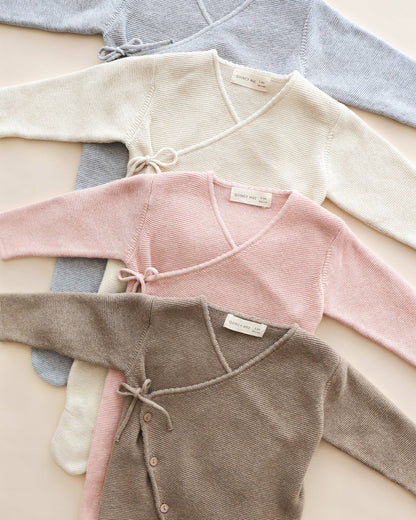 Quincy Mae Wrap Knit Footie || Heathered Natural
