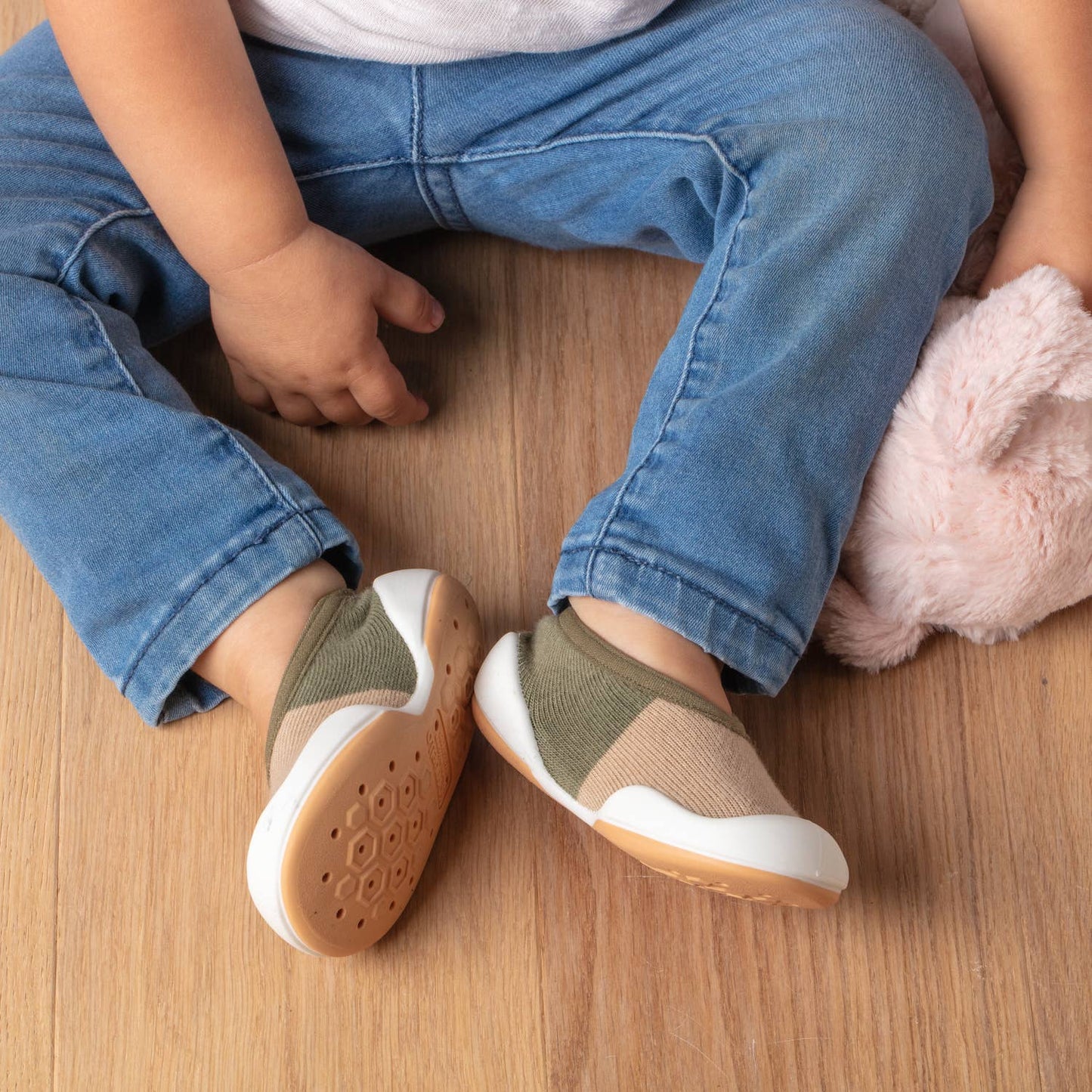 Komuello Flat - Block Olive