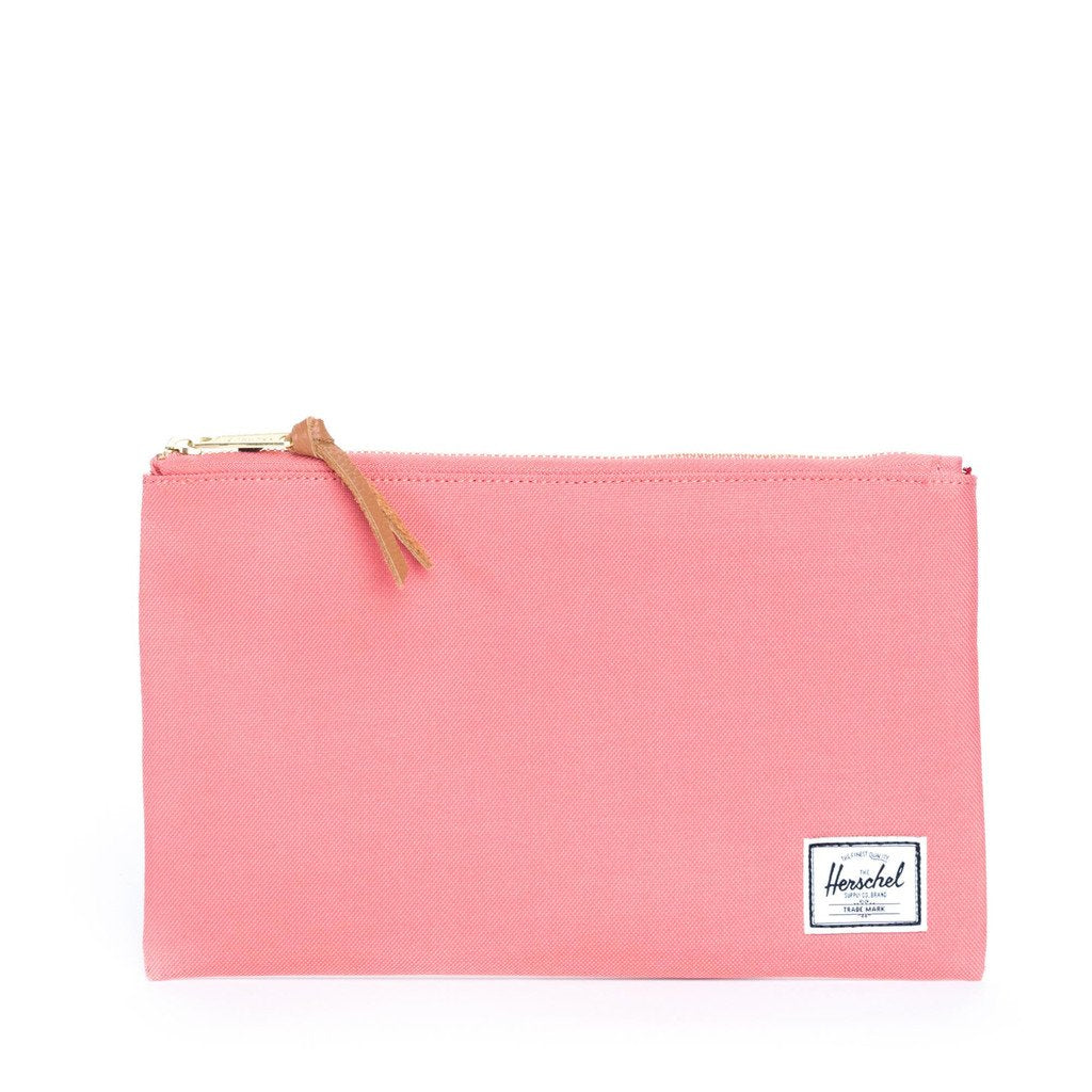 Network pouch outlet