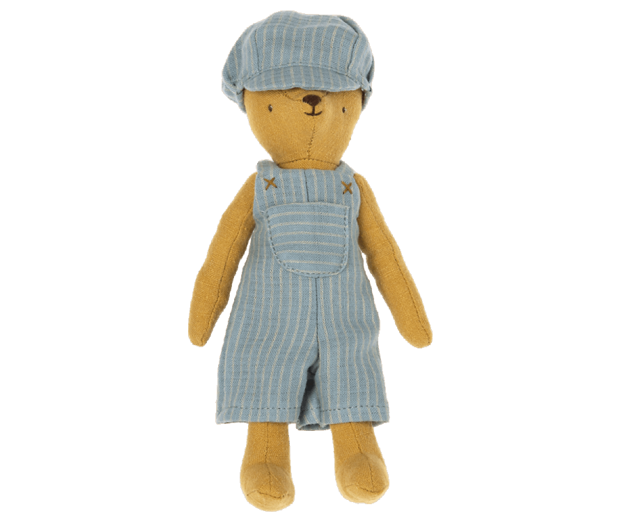 Overall and cap for Teddy junior